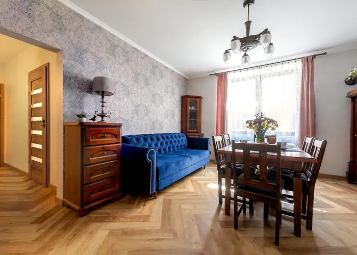 Tuż Przy Wawelu